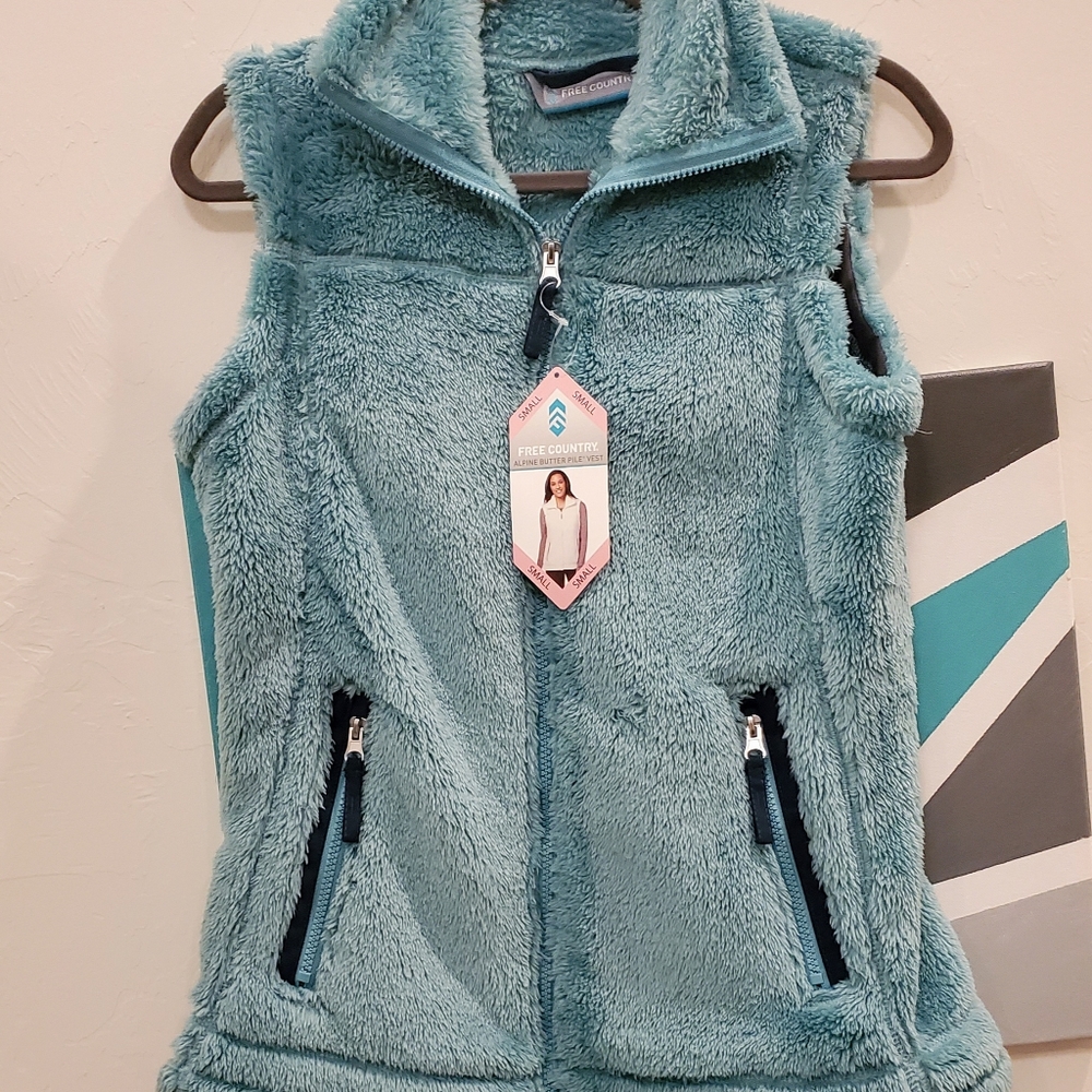 Women's FreeCountry Vest.